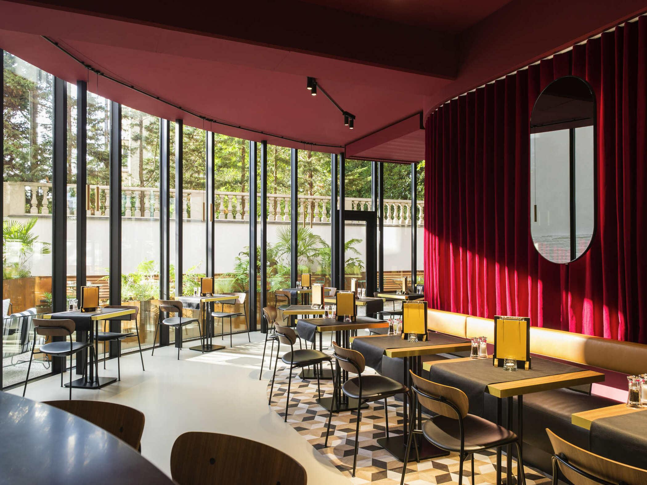 Ibis Brussels Centre Chatelain Ixelles Exterior photo